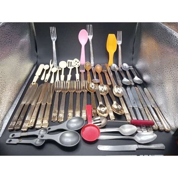 Huge Lot Of OVER 50 Childrens Plastic And Metal Spoons, Forks, Knives, Chilton + - Picture 1 of 14